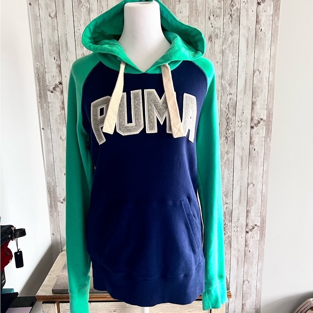 PUMA Varsity Style Sweatshirt Medium
